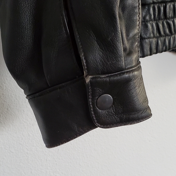 VTG Men's Black Leather Bomber Jacket - US XL - Picture 7 of 15